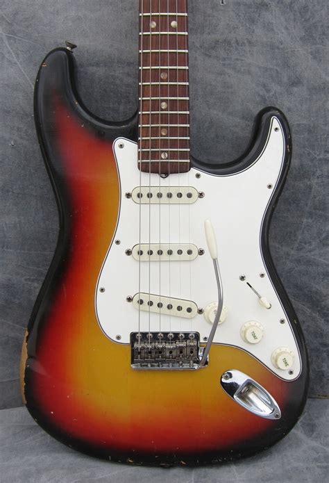 tweedehands fender stratocaster te koop